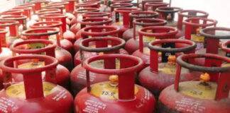 Pakistan LPG Cylinder Price Hits Rs 8,200, What Are the Rates in India Today?