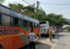 Mathura-Vrindavan Road in Danger as Tourist Buses Park Illegally, Commuters at Risk