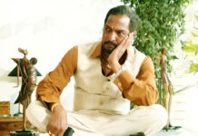 Where is Nana Patekar's wife, what does his younger son do?