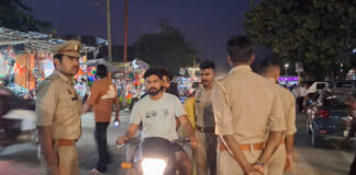 Police Step Up Security at Hapur’s Famous Cave Temple in Sapanawat