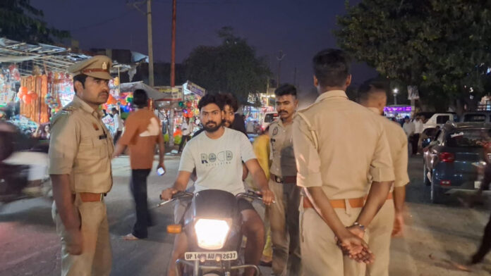 Police Step Up Security at Hapur’s Famous Cave Temple in Sapanawat