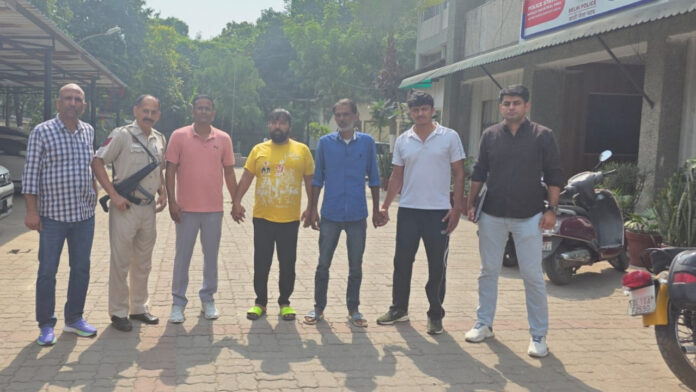 Police Strike Against Crime Syndicate: Two Wanted MCOCA Accused Arrested; Rs 30 Lakh Cash and Thar SUV Seized