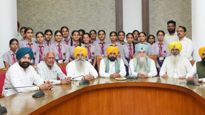 Punjab Vidhan Sabha Opens Its Doors to Students; CM Bhagwant Singh Mann Encourages Them to Dream Big