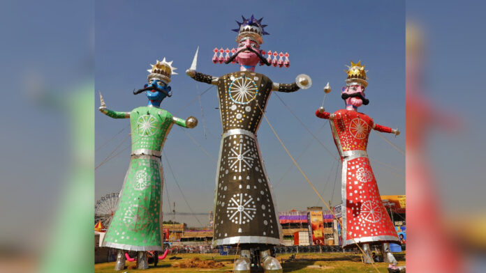 Ravan to Deliver Three Messages to Delhi: Give Up Ego, Reduce Traffic and Fight Pollution