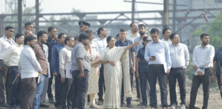 Munak Canal to Get a Major Makeover Ahead of Chhath Puja Rekha Gupta Reviews Development Work from Prembari Bridge to Singalpur