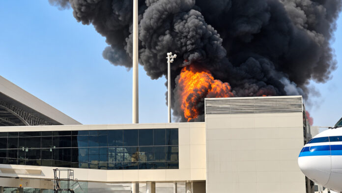 Houthis Attack Riyadh Airport Again, Hours After Reopening Announcement