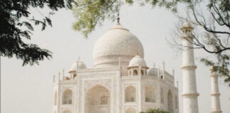 Visit Agra for 2 days, don't forget to visit these places apart from Taj Mahal