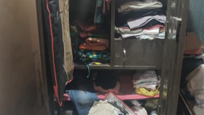 Thieves Break Into Army Soldier’s Flat in Vrindavan, Steal Rs 2 Lakh Cash and Jewellery